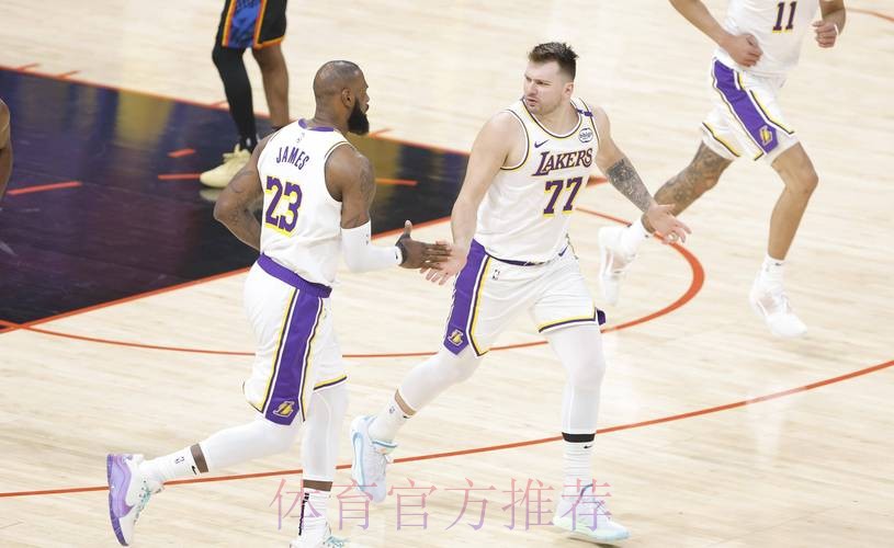 湖人120-114击败灰熊,东契奇36+9+8领衔翻盘,詹姆斯26+10助稳军心 湖人120-114击败灰熊,东契奇36+9+8领衔翻盘,詹姆斯26+10助稳军心