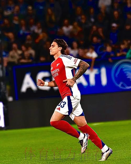 科贝:皇马引入戴维斯约罗不顺 也不会签卡拉菲奥里 科贝:皇马引入戴维斯约罗不顺 也不会签卡拉菲奥里