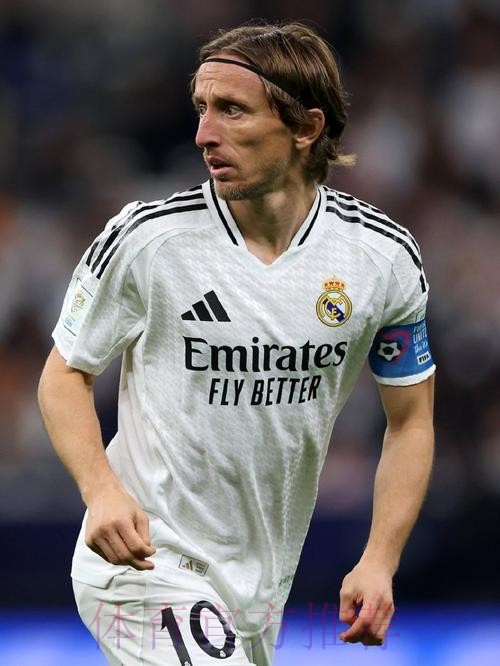 魔笛皇马欧冠百场破门!西媒:他的外脚背应载入史册 魔笛皇马欧冠百场破门!西媒:他的外脚背应载入史册