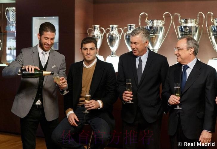 西媒:拉莫斯已告知主席 他将听取其他俱乐部报价