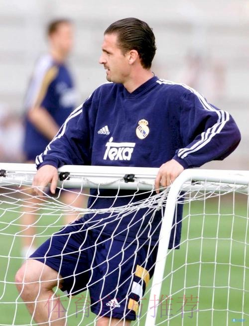 米亚托维奇:皇马下半场踢得很差 但不该怪齐祖